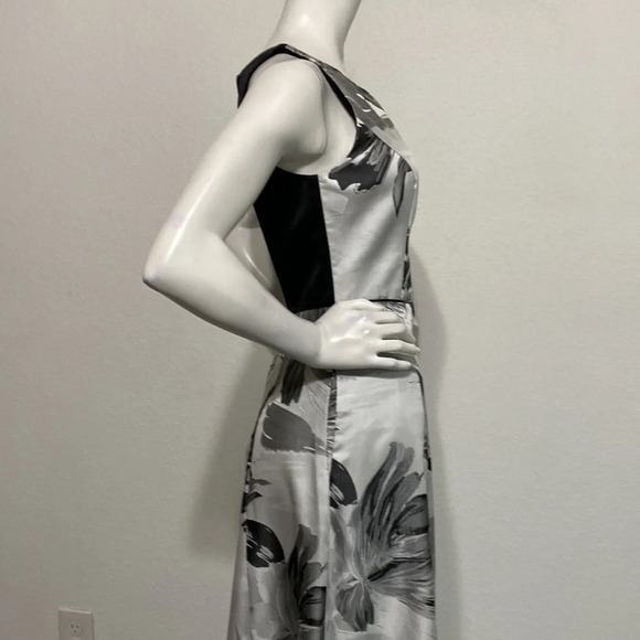 ABS Allen Schwartz Gray & Black Floral Sleeveless Maxi Dress W/Pockets Size 4 - Picture 9 of 10